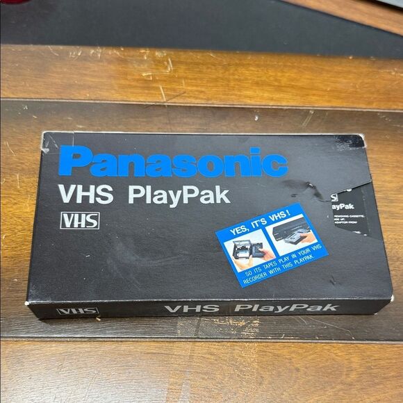 Panasonic VHS PlayPak Adapter in Black and Blue - Picture 1 of 2
